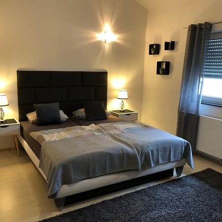Pension Am Roemerhof Münzenberg Екстериор снимка
